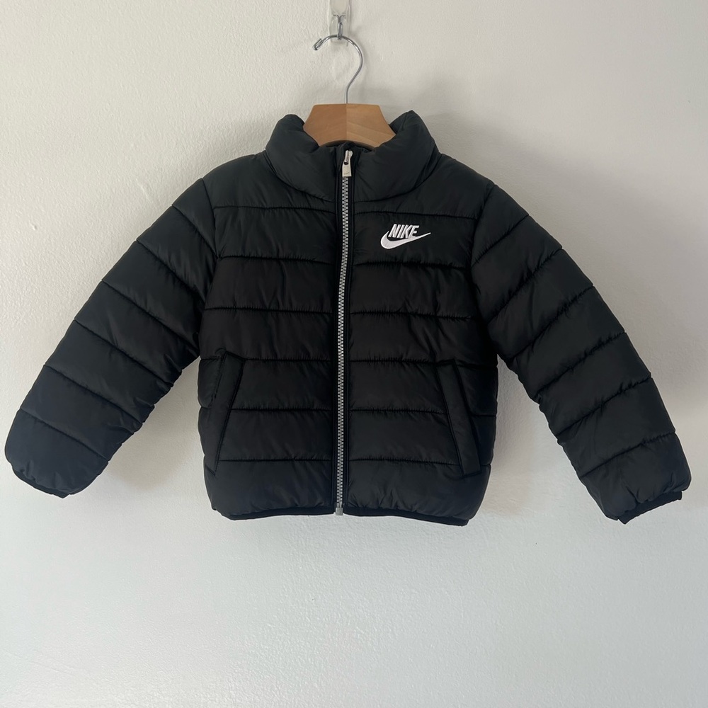 Nike Essential Toddler Black & White Quilted Puffer Full- Zip Jacket Size 2T